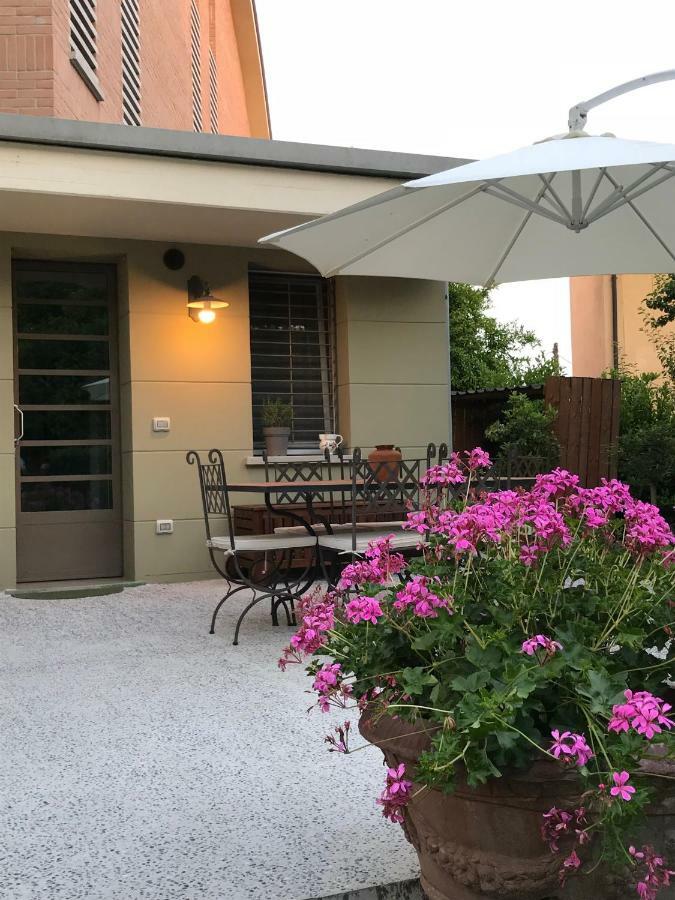 La Sosta Fuori Stazione Bed & Breakfast Brescello Exterior photo